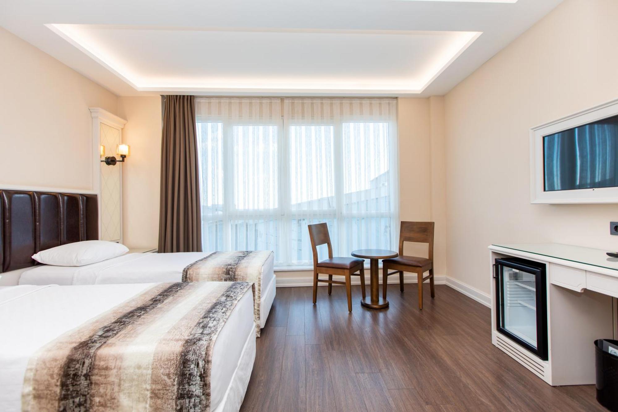 Morava Hotel Istanbul Exterior photo