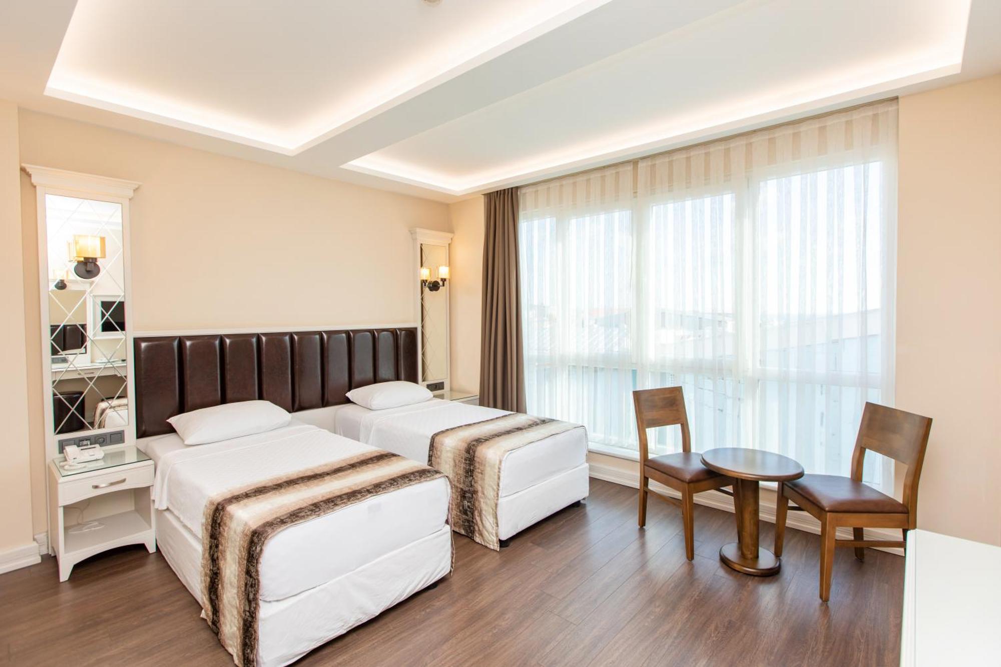 Morava Hotel Istanbul Exterior photo